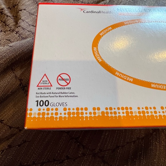 CardinalHealth nitrile exam gloves - Picture 3 of 5